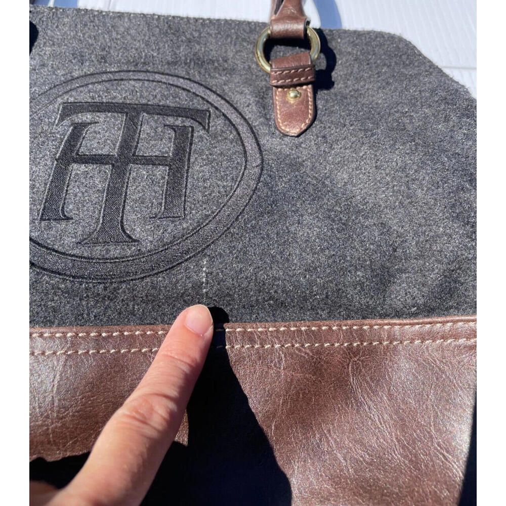 Tommy Hilfiger Monogram Handbag Satchel Leather Handles Gray Flannel Wool Feel - Picture 3 of 7